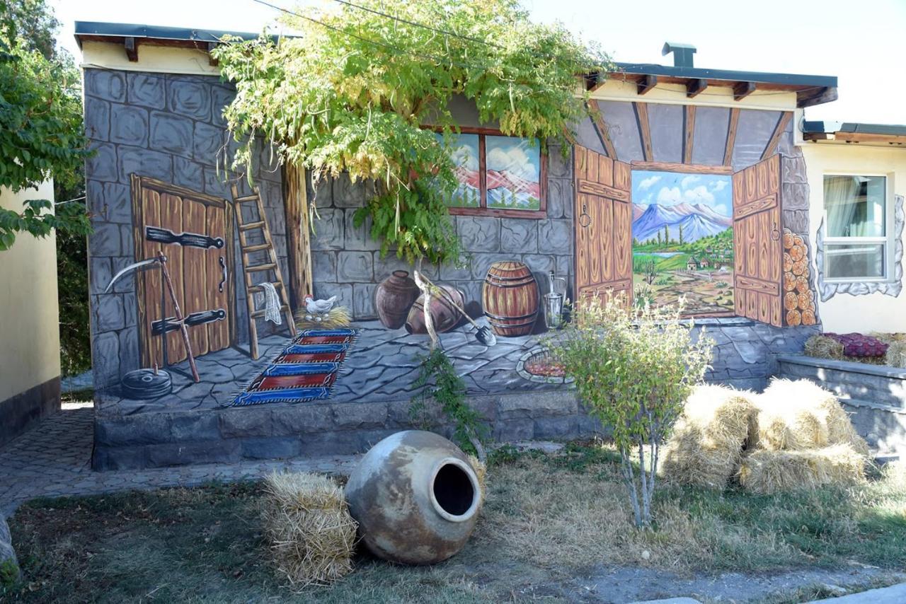 Armenian Village Park Hotel & Free Water Park, Gym Yerevan Exterior photo