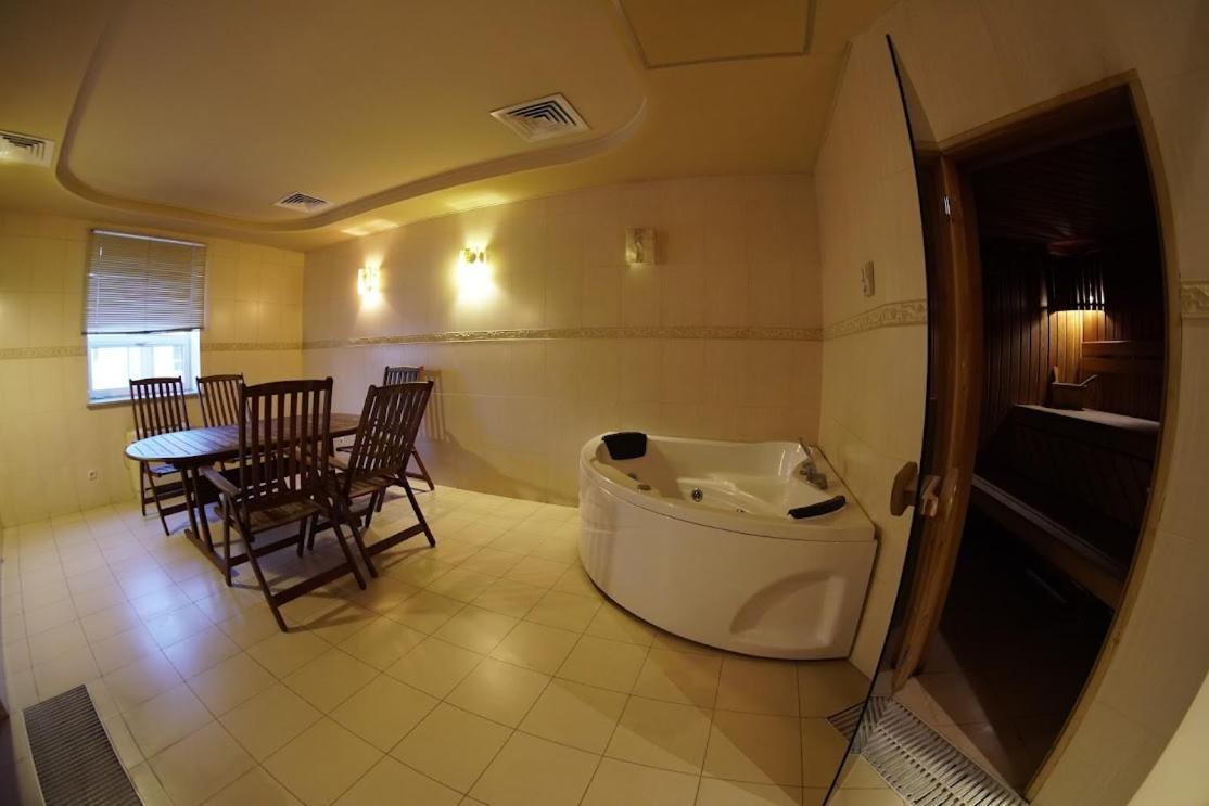 Armenian Village Park Hotel & Free Water Park, Gym Yerevan Exterior photo